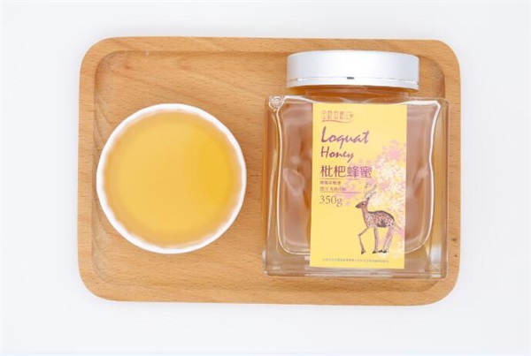 白玉枇杷蜜与土枇杷蜜哪个好,枇杷果为什么这么贵