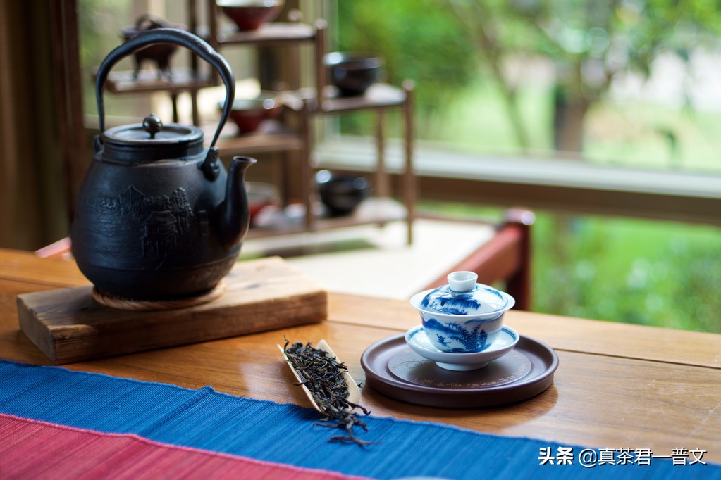 普洱茶几个山寨哪个贵,普洱茶山寨风格特点介绍