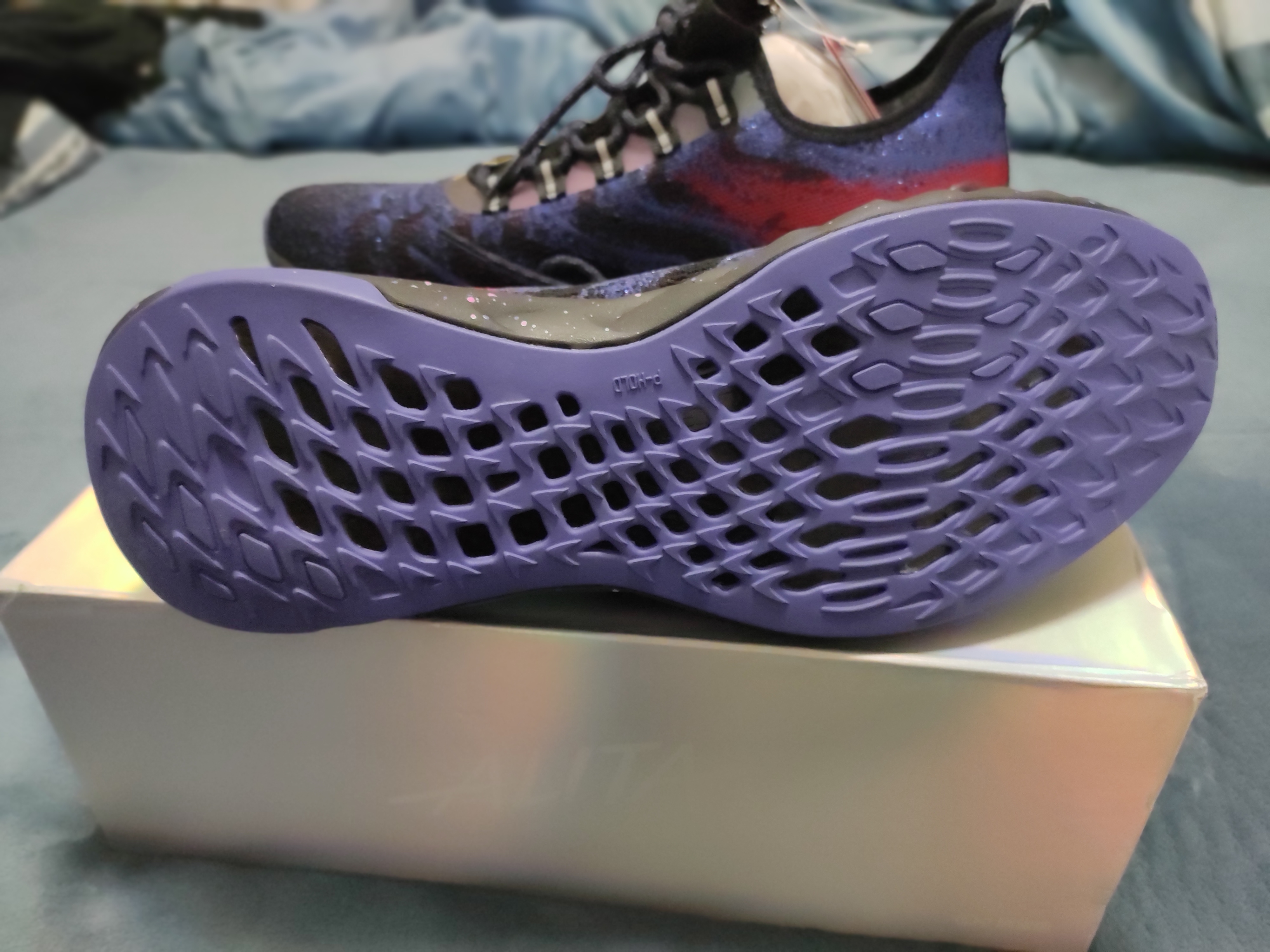 匹克态极樱花粉跑鞋实战测评,脚感爆棚的鞋国货