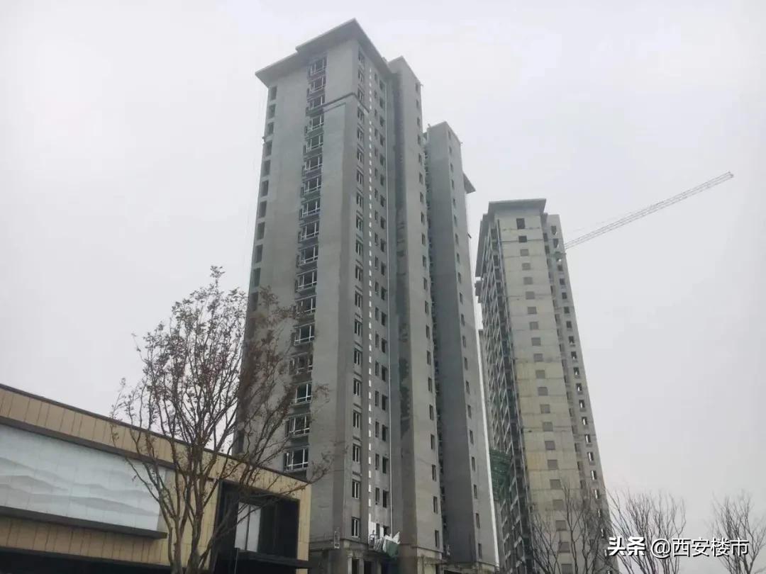 金辉崇文府什么时候交房,金辉崇文府哪年开始卖的