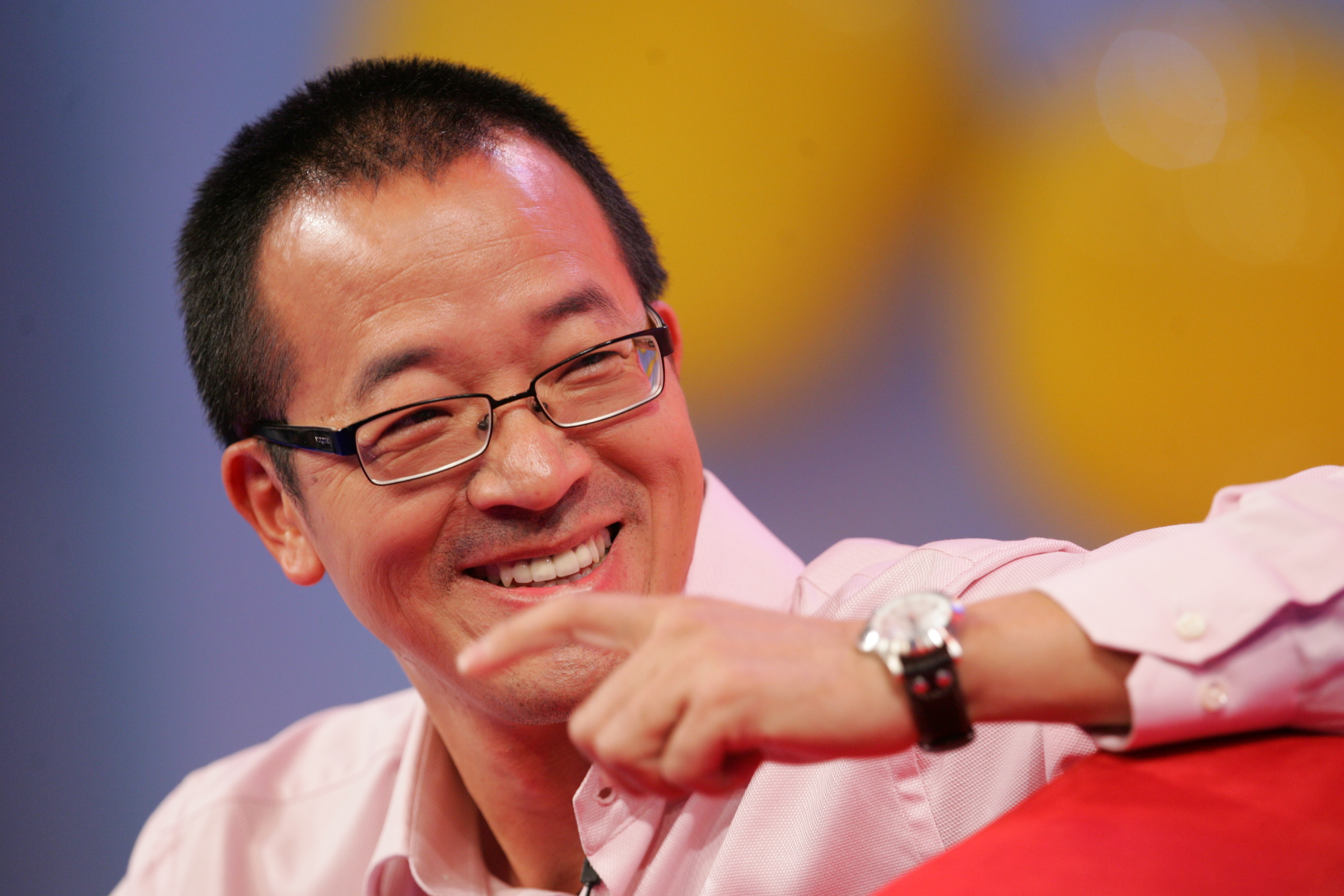 俞敏洪到底是个什么样的人,俞敏洪中国最富有的老师