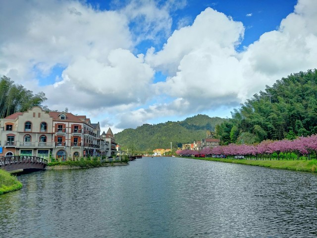 贵州赤水天鹅堡避暑山庄,贵州赤水千岛湖避暑