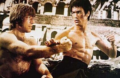 李小龙死后徒弟反应,李小龙临死前的怪异举动