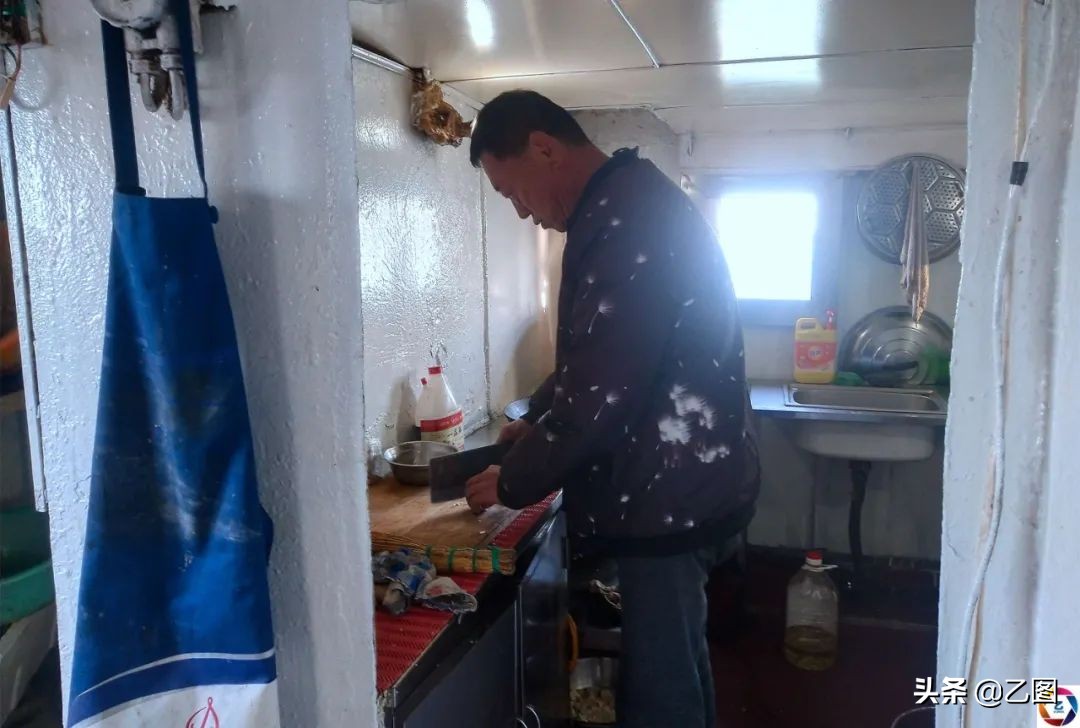 孩子四年经历三次手术,男孩4次开腹手术