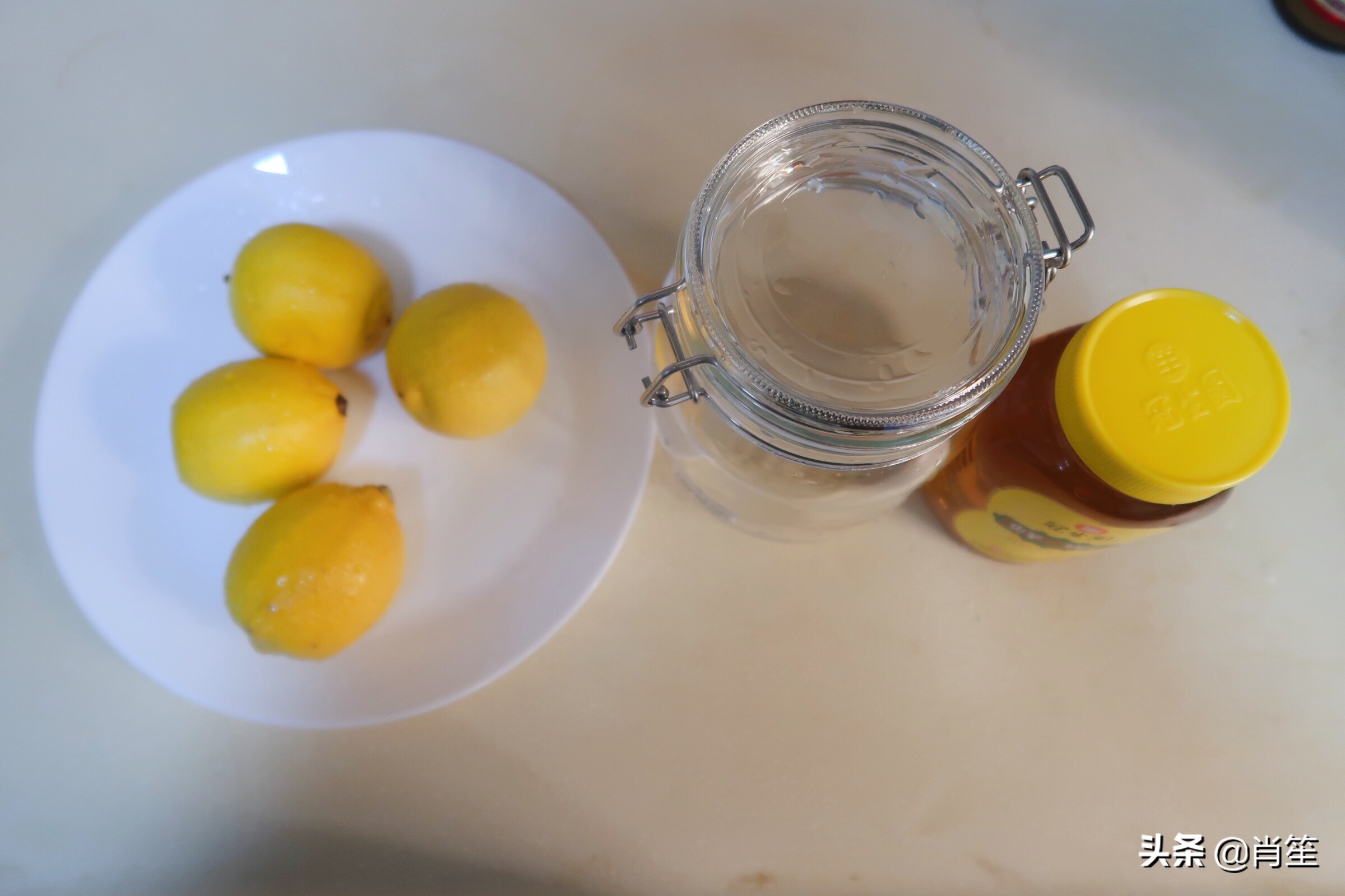 蜂蜜柠檬水的功效与作用和做法,蜂蜜柠檬水小孩可以喝吗