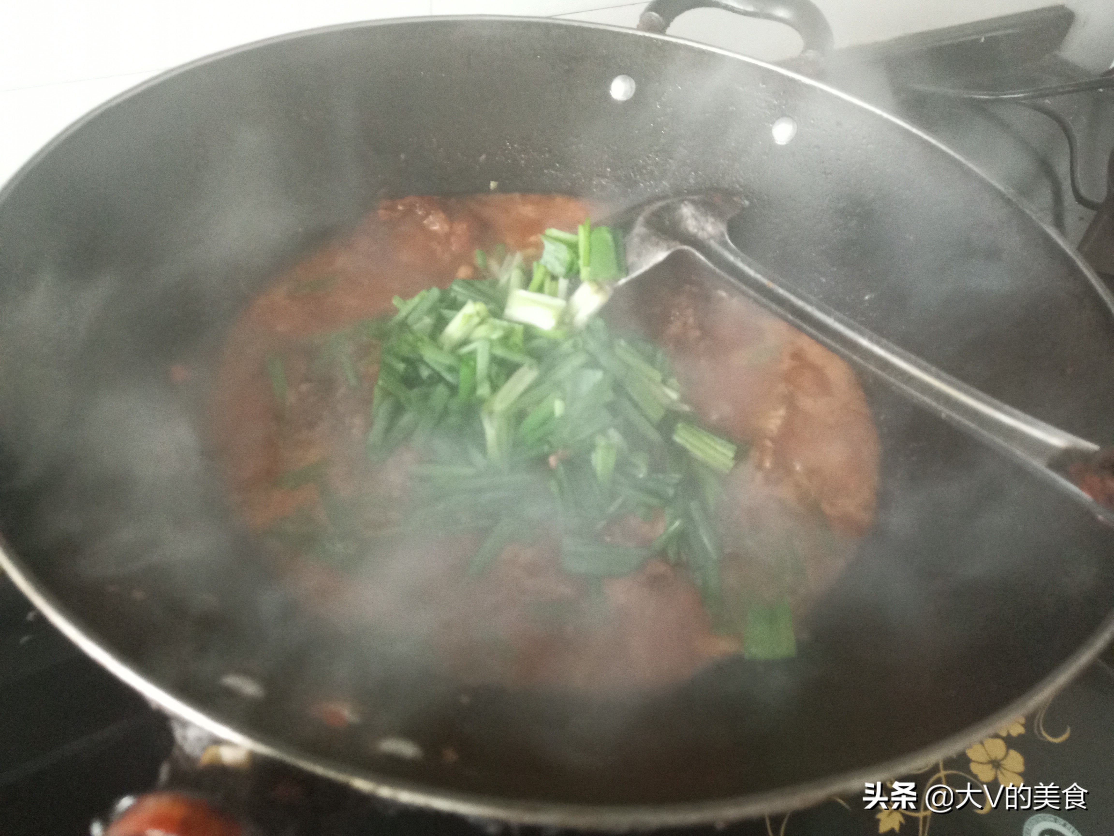 西红柿红烧草鱼鱼块的正确方法,西红柿鱼块怎么煮好吃窍门