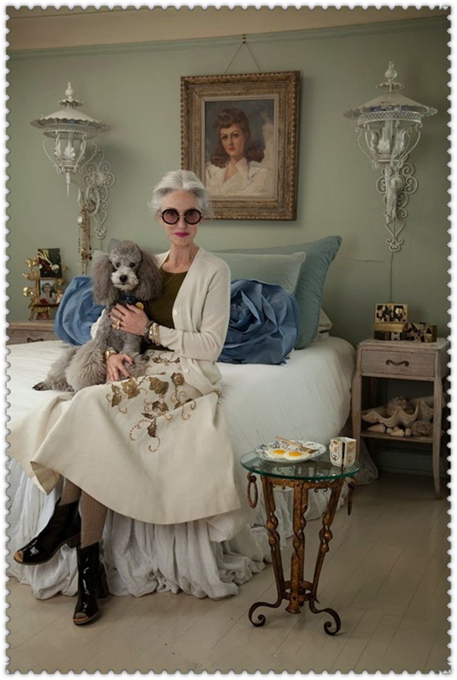 法国60岁奶奶随性穿搭火了,七十多岁法国奶奶的时尚