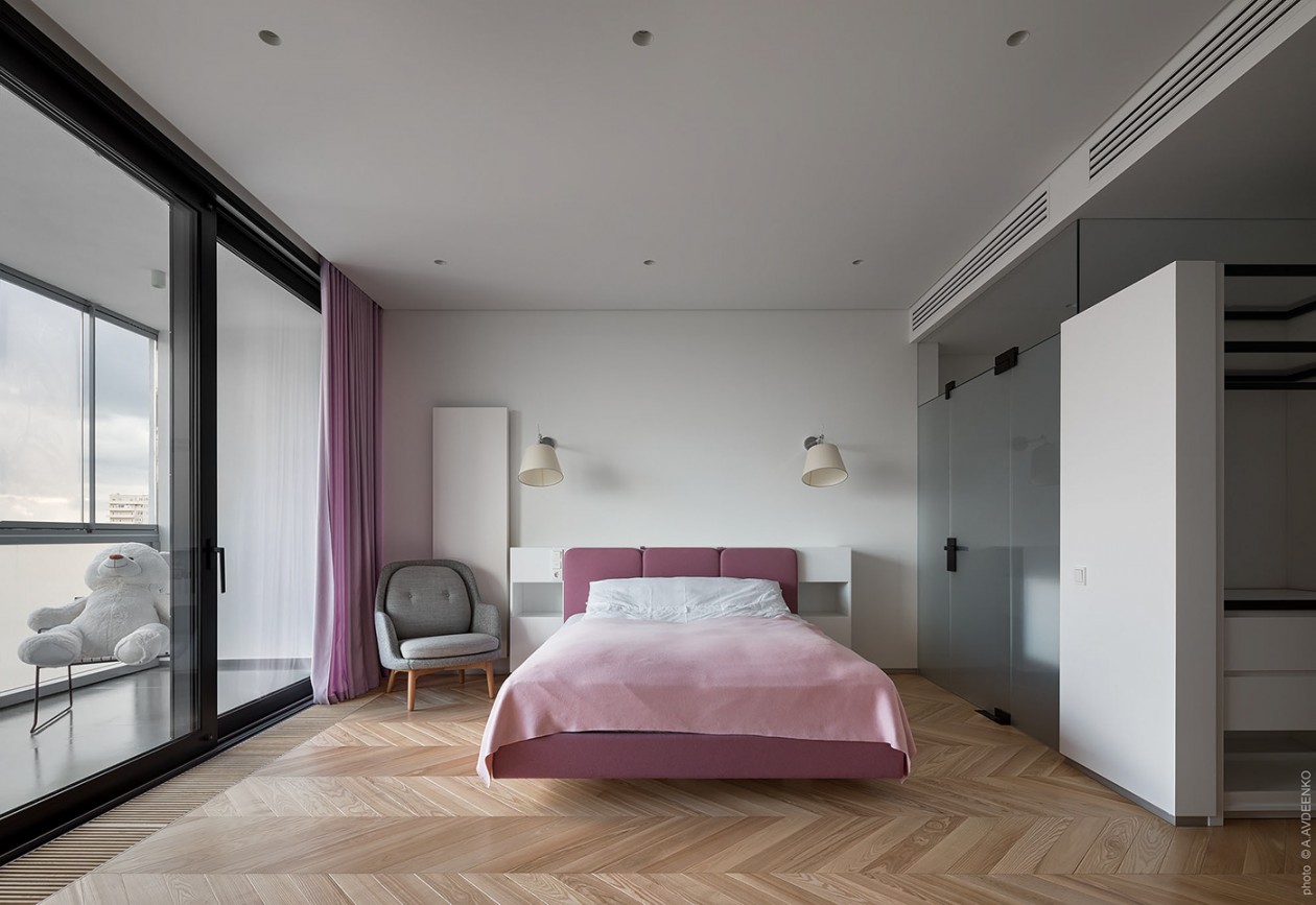 原木地板全屋搭配白色家具效果图,七里河中式原木整装全屋家具定制