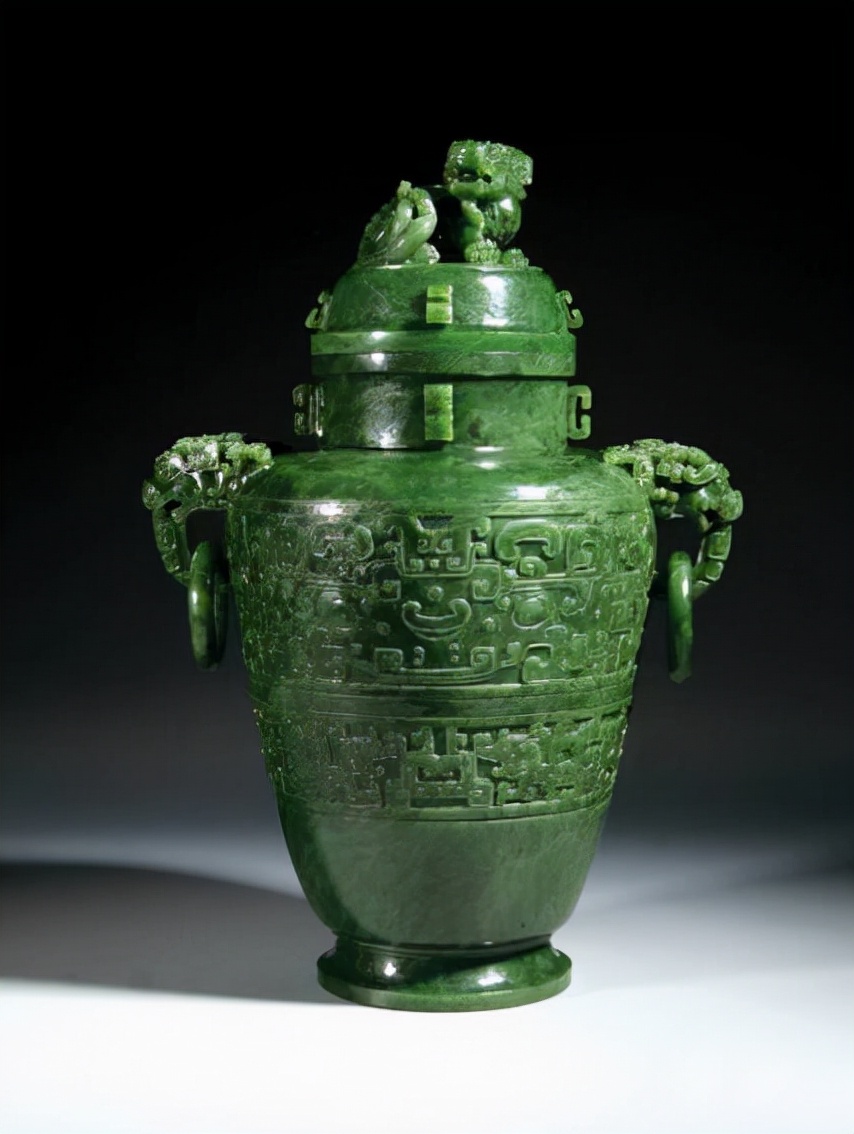 五彩斑斓的和田玉家族！这抹价值不菲万的“绿”来自何方？