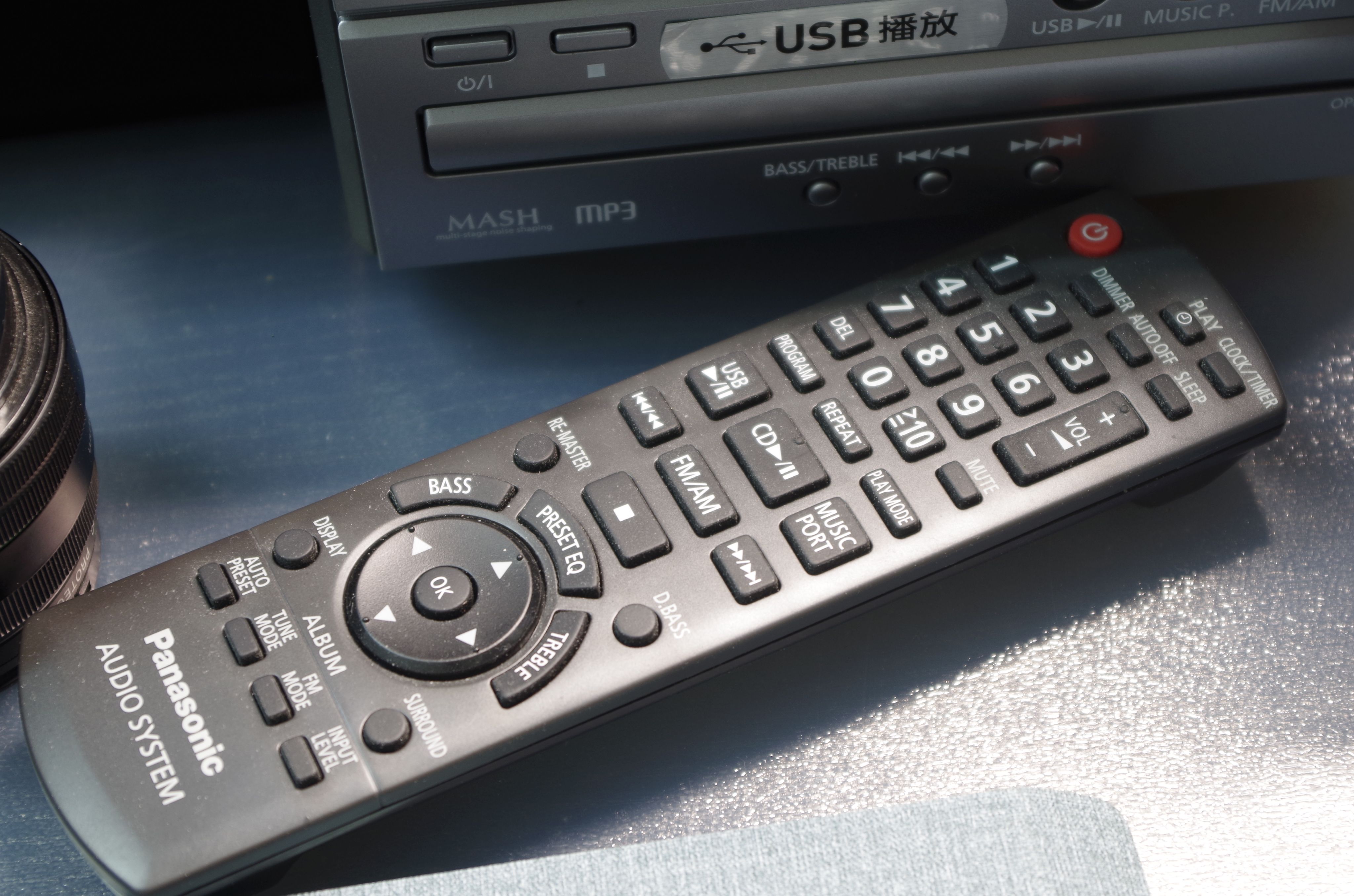 一盏明灯伴清音，大象的那些桌面音乐设备分享