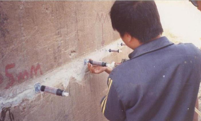 填缝灌浆防水补漏价目表,防水高压灌浆补漏按斤收费