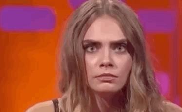 甜！英国贵族超模爱上美国女演员，机场热吻，狂撒狗粮