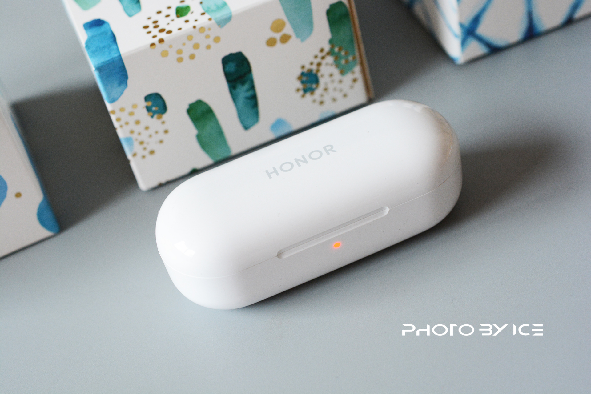 荣耀蓝牙耳机flypods3对比青春版,荣耀FlyPods青春版真无线蓝牙耳机