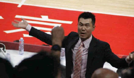 足球记者质疑王仕鹏,广东足球队王仕鹏