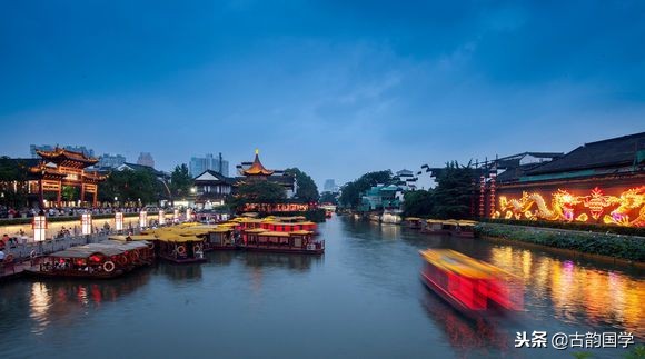 一座城一首诗一幅画,一座城一首诗视频