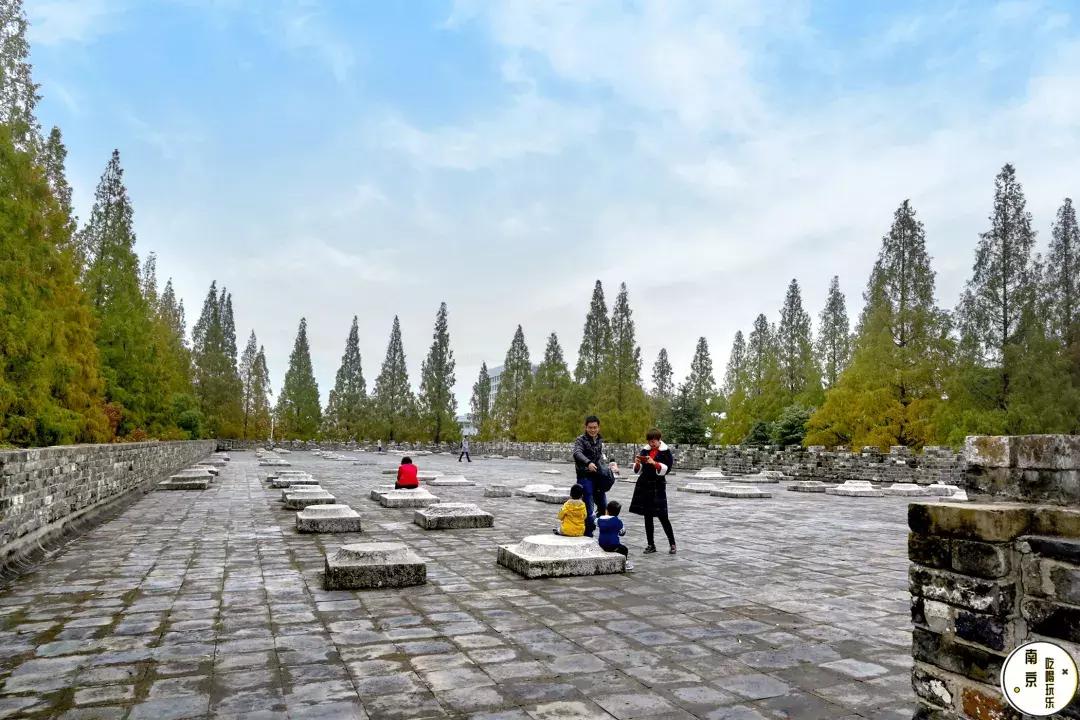 南京哪几个公园免费又好玩,南京莫愁湖公园免费