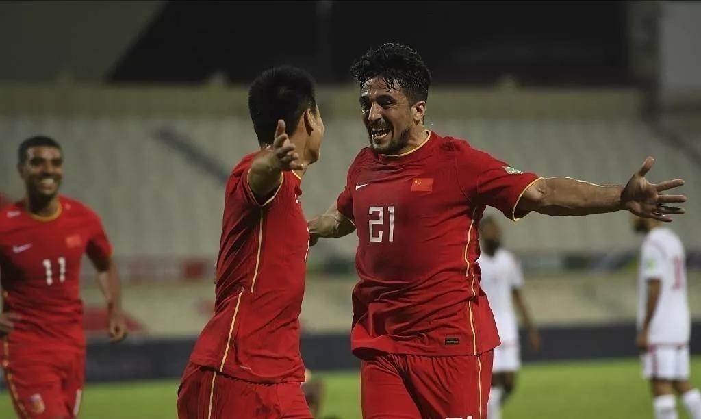 知名足记：没人帮李铁说话，因为李铁没有私交不错的媒体和记者