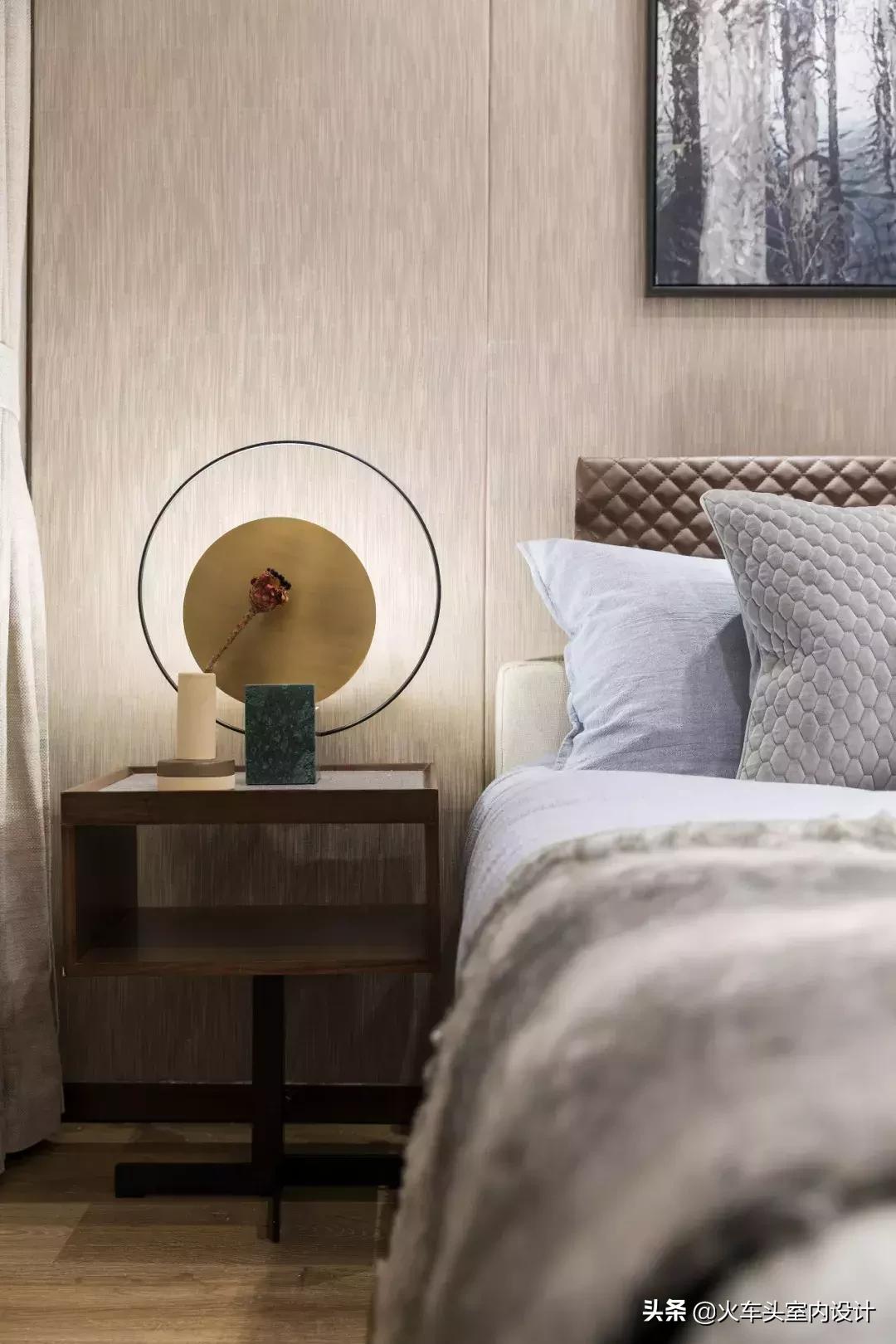 将自然风景与诗人的作品相融合,将大自然唯美意境留在瞬间