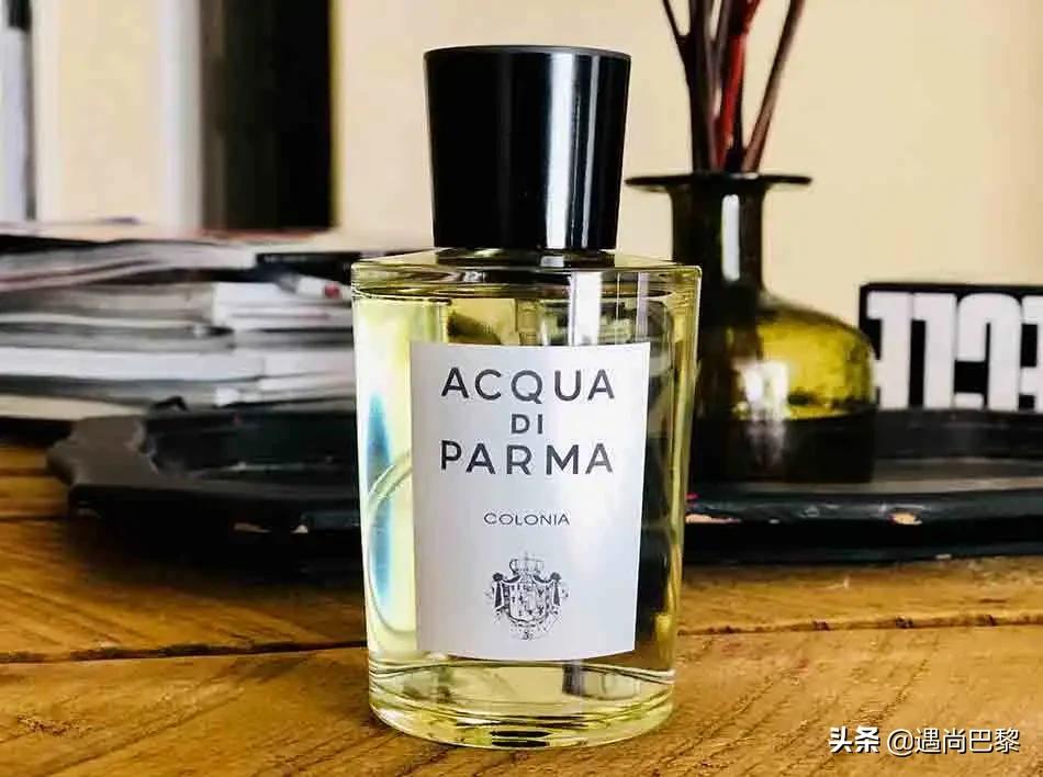 秋季换香？从姐姐们用的香水里找灵感吧