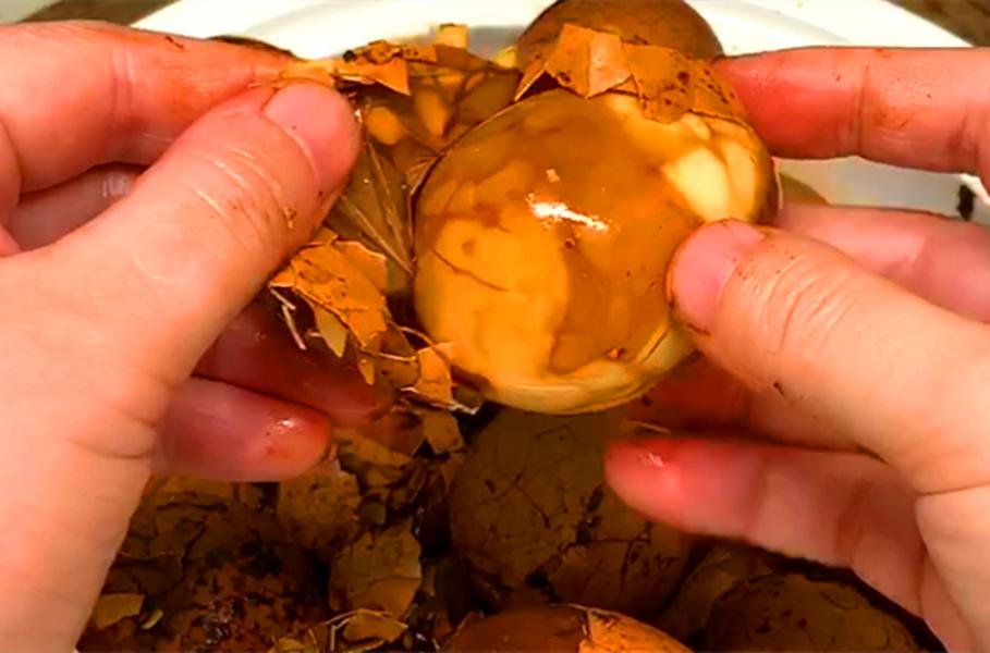 茶叶蛋只用八角和茶叶,煮茶叶蛋好吃又入味的方法