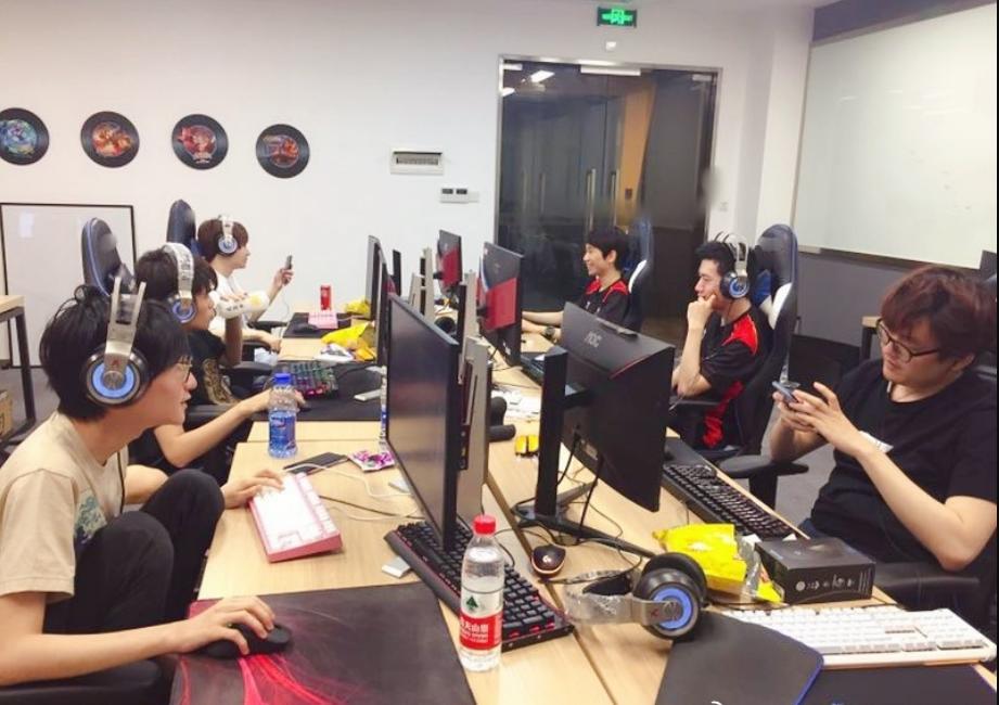 lpl第一个引入韩援的队伍we,lpl第一支引进韩援的战队