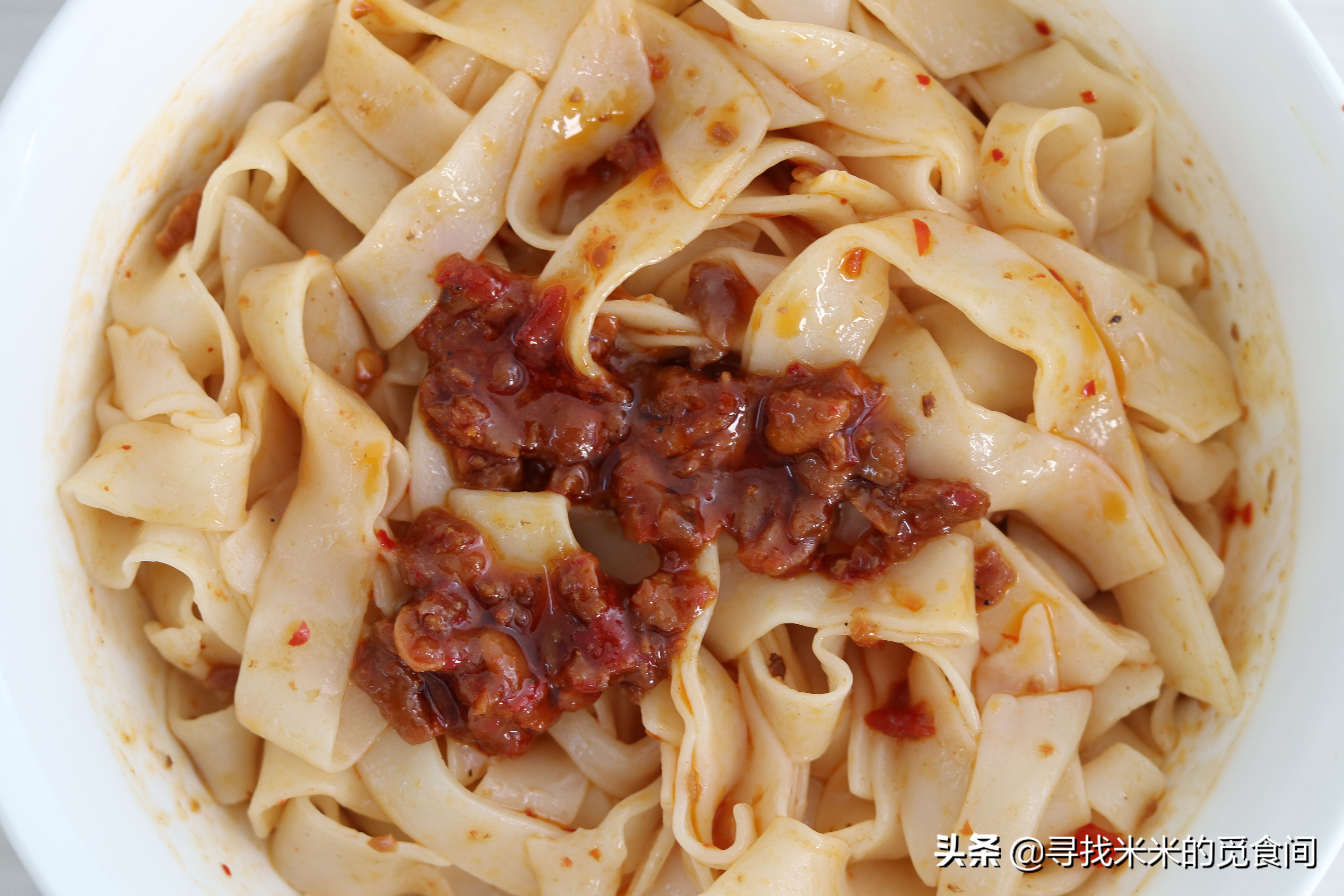 饺子皮千万别扔教你做好吃的 (饺子皮可以直接煮来吃吗)