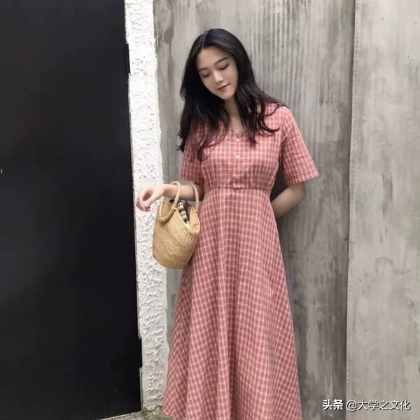 腰粗肚子大的女人适合穿啥裙子,腰粗适合穿什么裙子