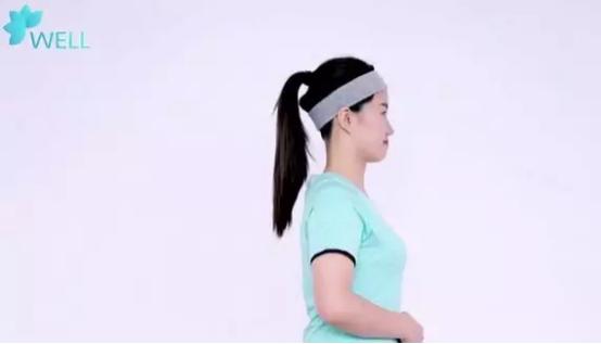 肩膀疼痛怎么康复锻炼最有效,健身后肩膀骨头凸起疼痛