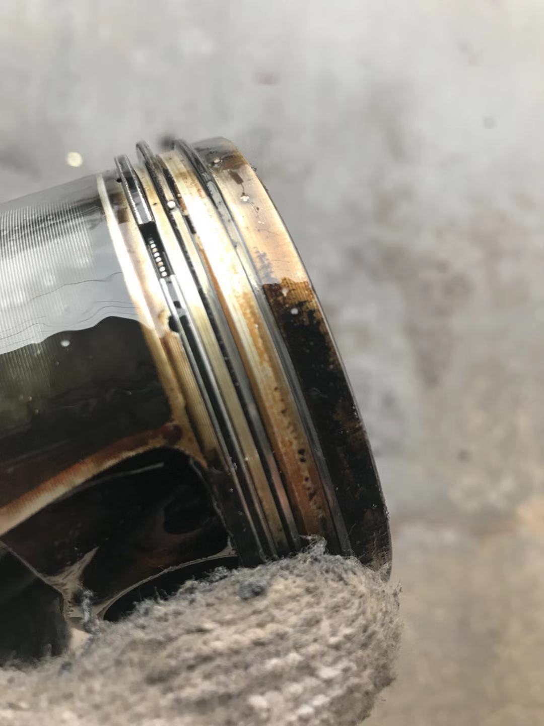 新款奥迪q3烧不烧机油,奥迪q31.4t烧机油吗