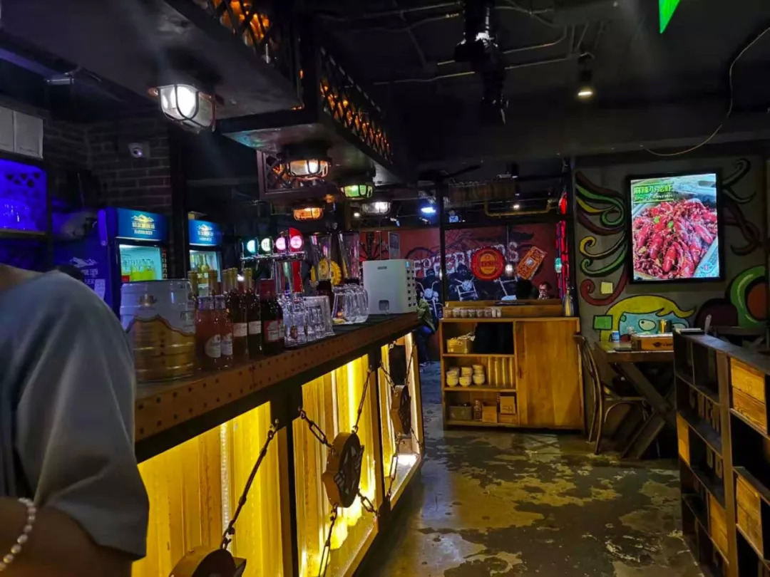 烧烤店的暴利行业,有多少人开烧烤店亏本