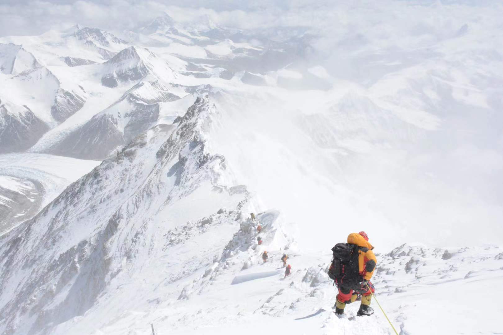 珠峰有多拥挤,珠峰每年有多少人遇难