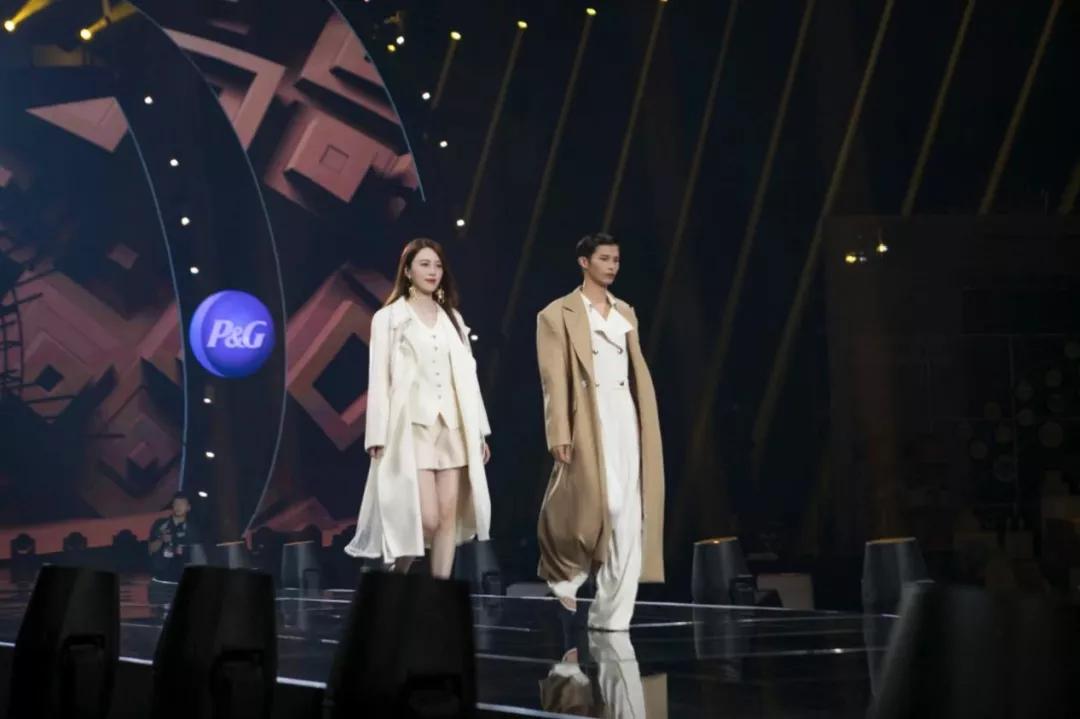 淘宝主播烈儿怎么不直播了,淘宝主播烈儿换助理了吗