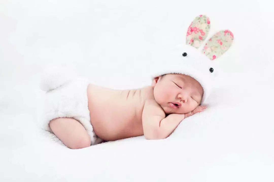 宝宝红屁屁新手爸妈如何护理,宝宝爱红屁屁