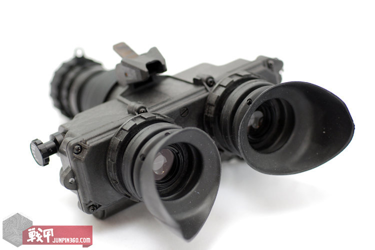 战甲轰鸣致命武器,战甲前期武器推荐