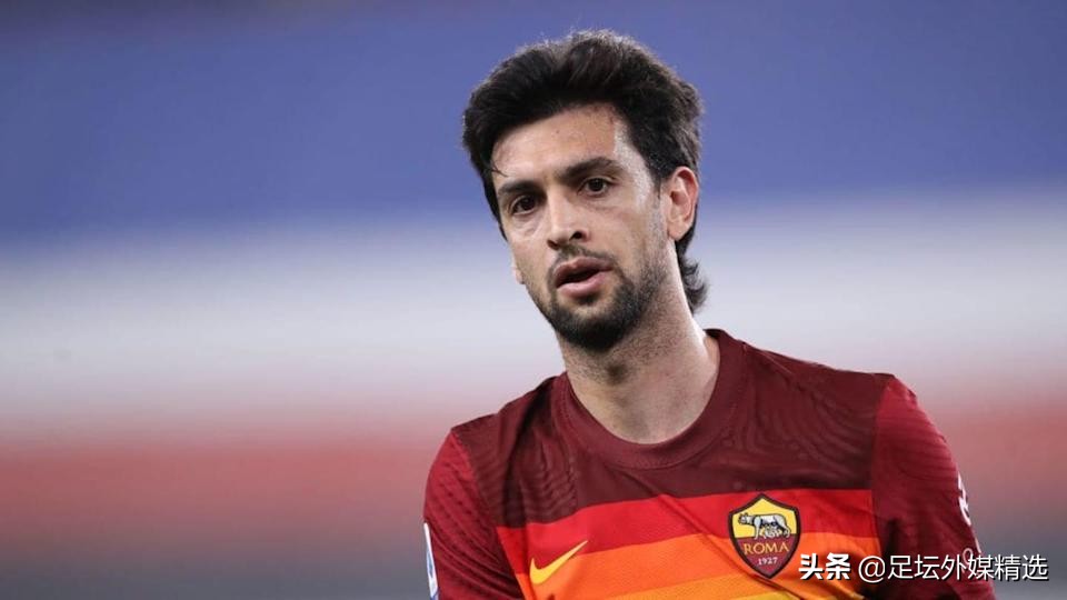 国际足坛转会市场动态:曼联加速转会事宜,其他俱乐部紧张起来