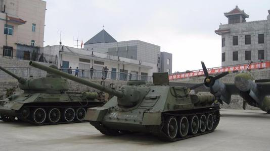 su100坦克歼击车二战生产多少辆,苏联su-100坦克模型