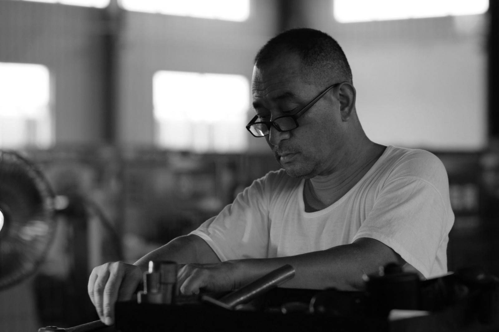 七工匠25mm镜头值不值得买,七工匠35mm1.7镜头值不值得买