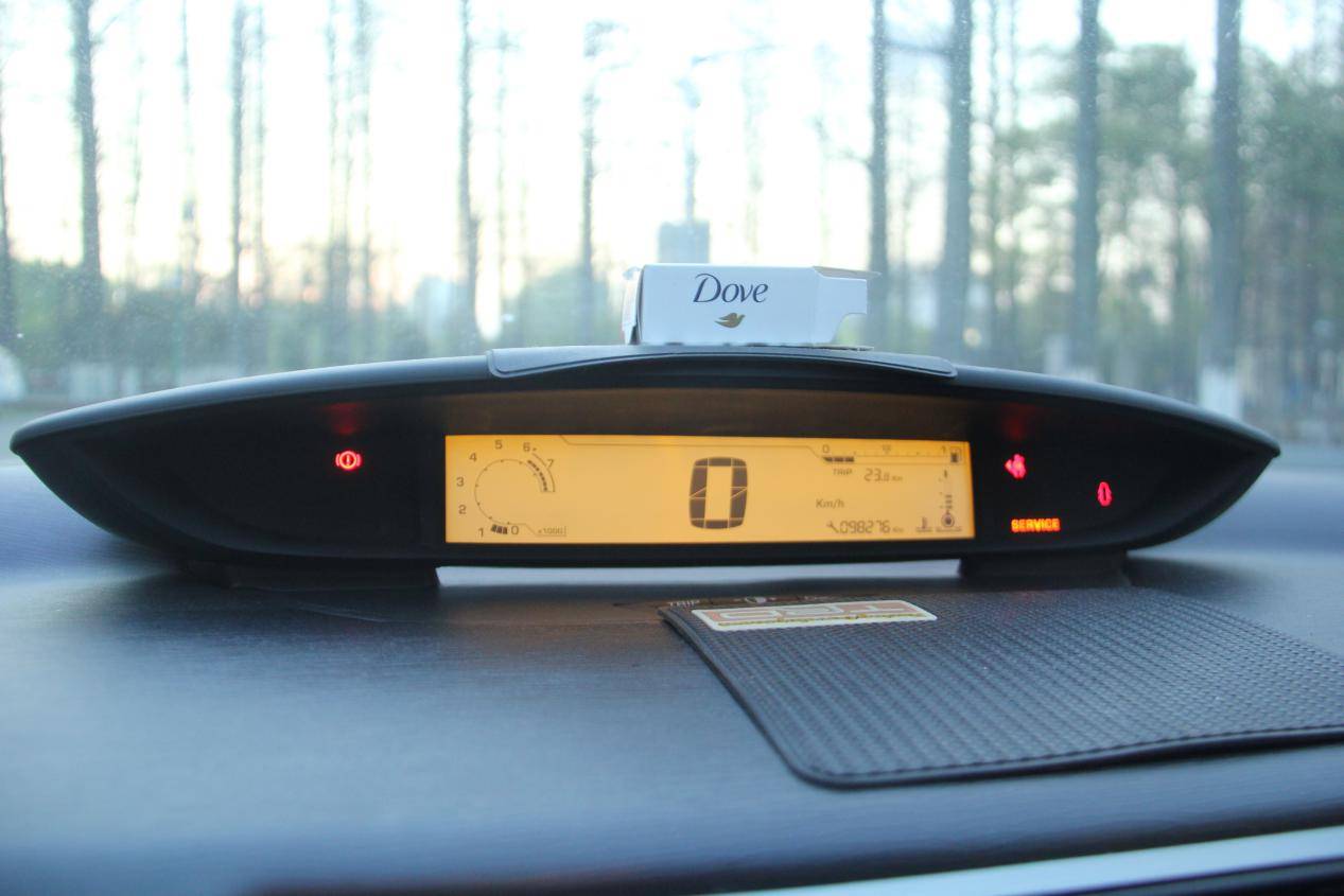 雪铁龙老款车奇葩设计,雪铁龙全新理念车