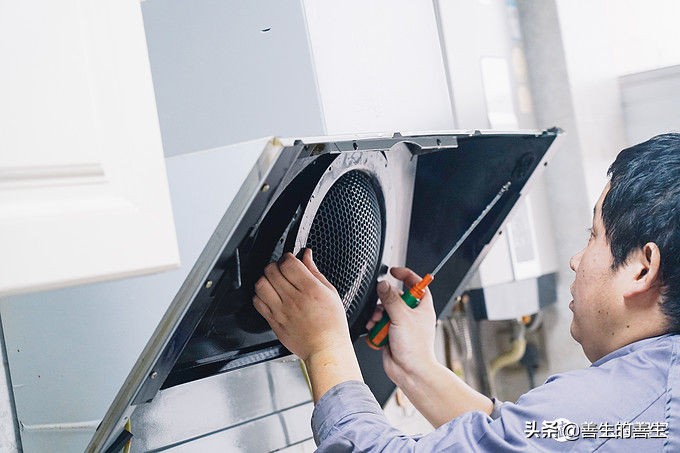 美的油烟机官方专业清洗,美的智慧生活侧吸油烟机深度清洗