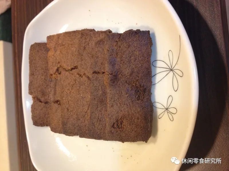 自己做的小饼干好吃吗,想吃自己亲手做的小饼干