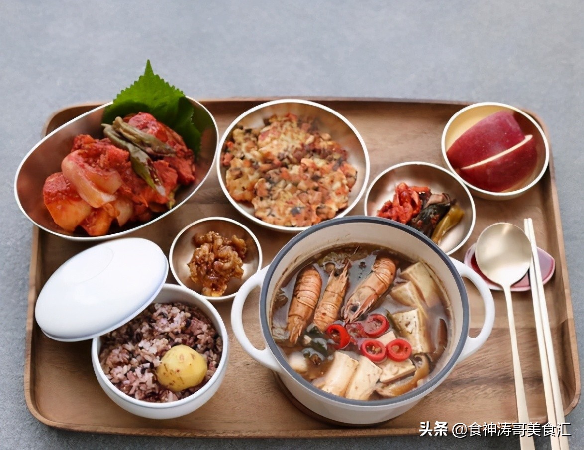 韩国饮食一日三餐泡菜,为什么韩国天天吃泡菜也不生病