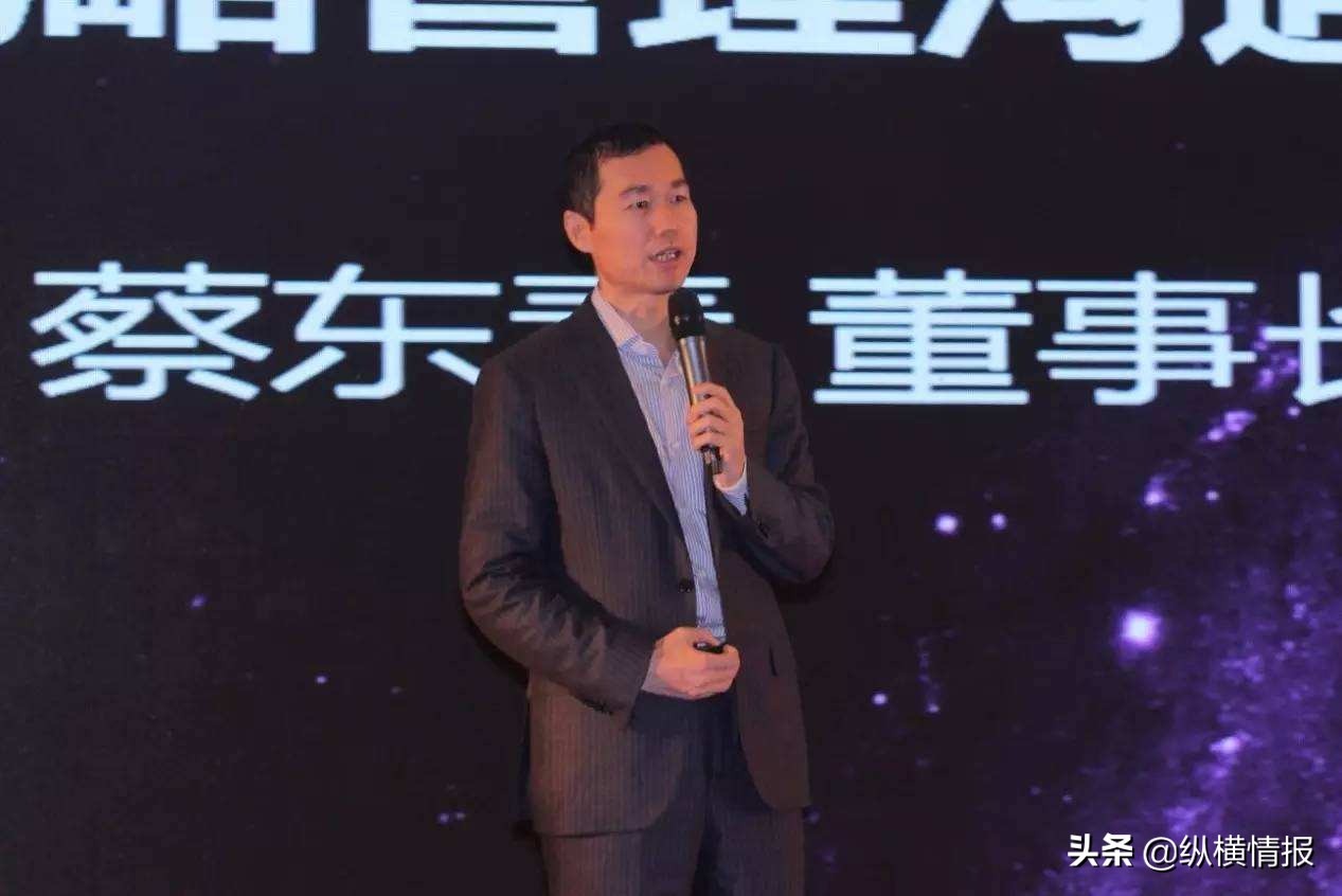 农村小伙自己制作一个小玩具,农村小伙做玩具