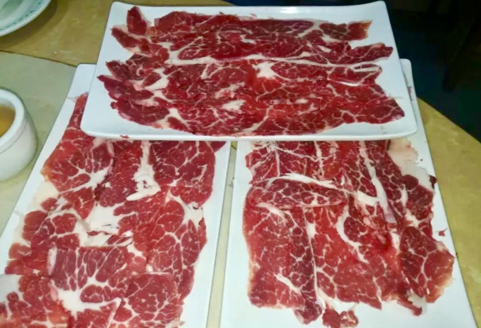 汕头牛肉火锅哪家强？新溪镇这家店带你感受最地道汕头牛肉