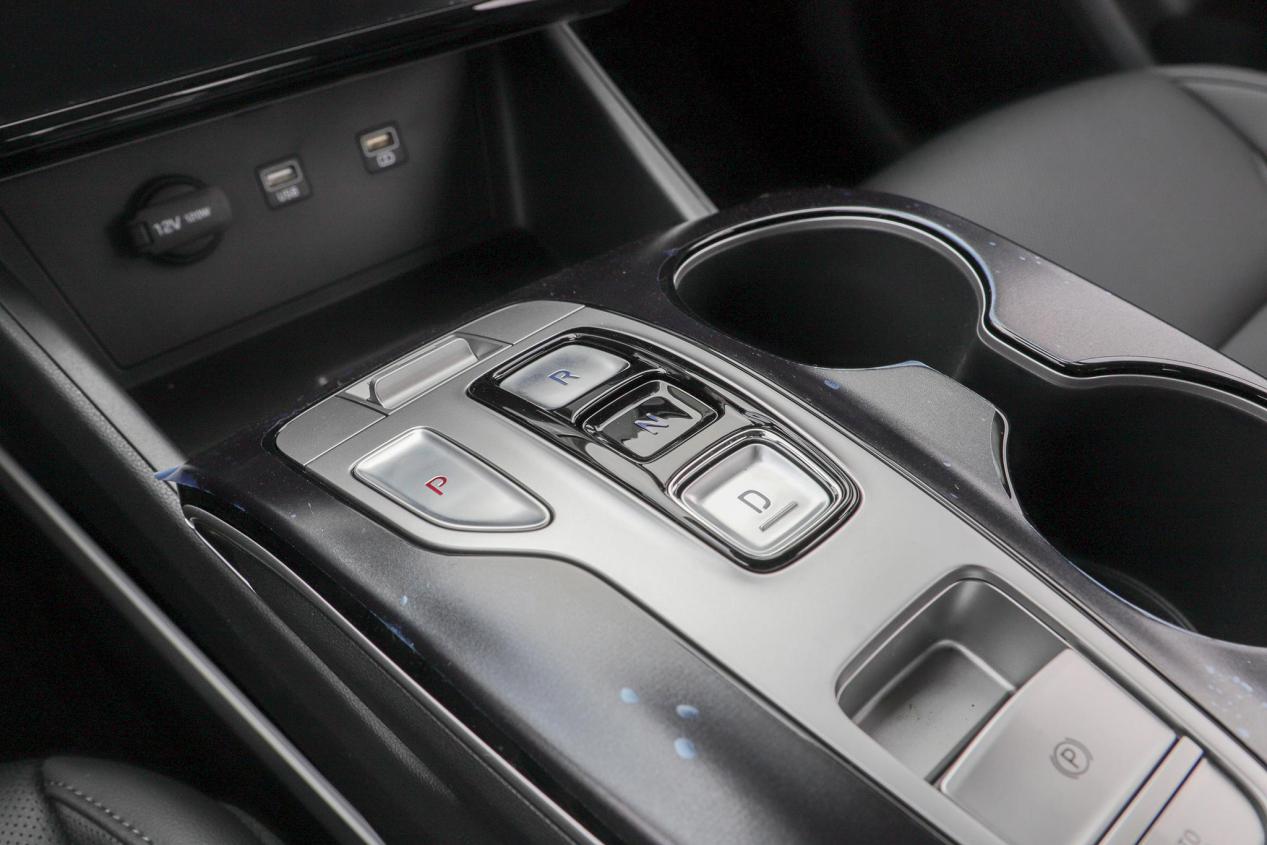 1.5t途胜四驱越野测试,途胜1.5t200马力百公里加速