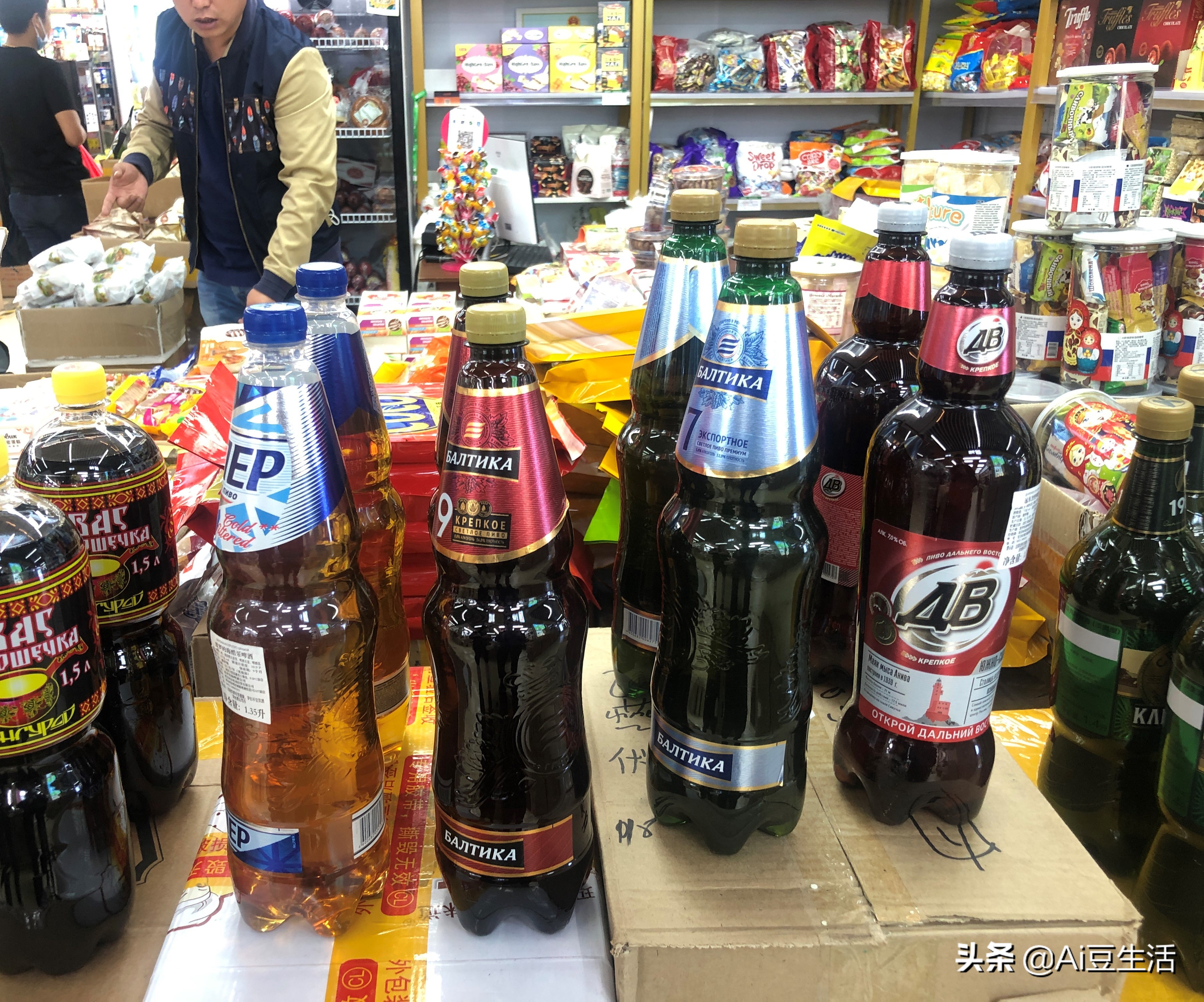 「玩亿次」线下零食版拼夕夕，竟然就藏在深圳华强北