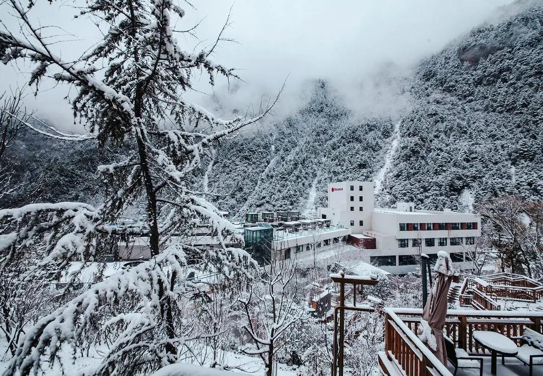 川西泡温泉看雪景,川西自驾游玩2天2夜加温泉12月份