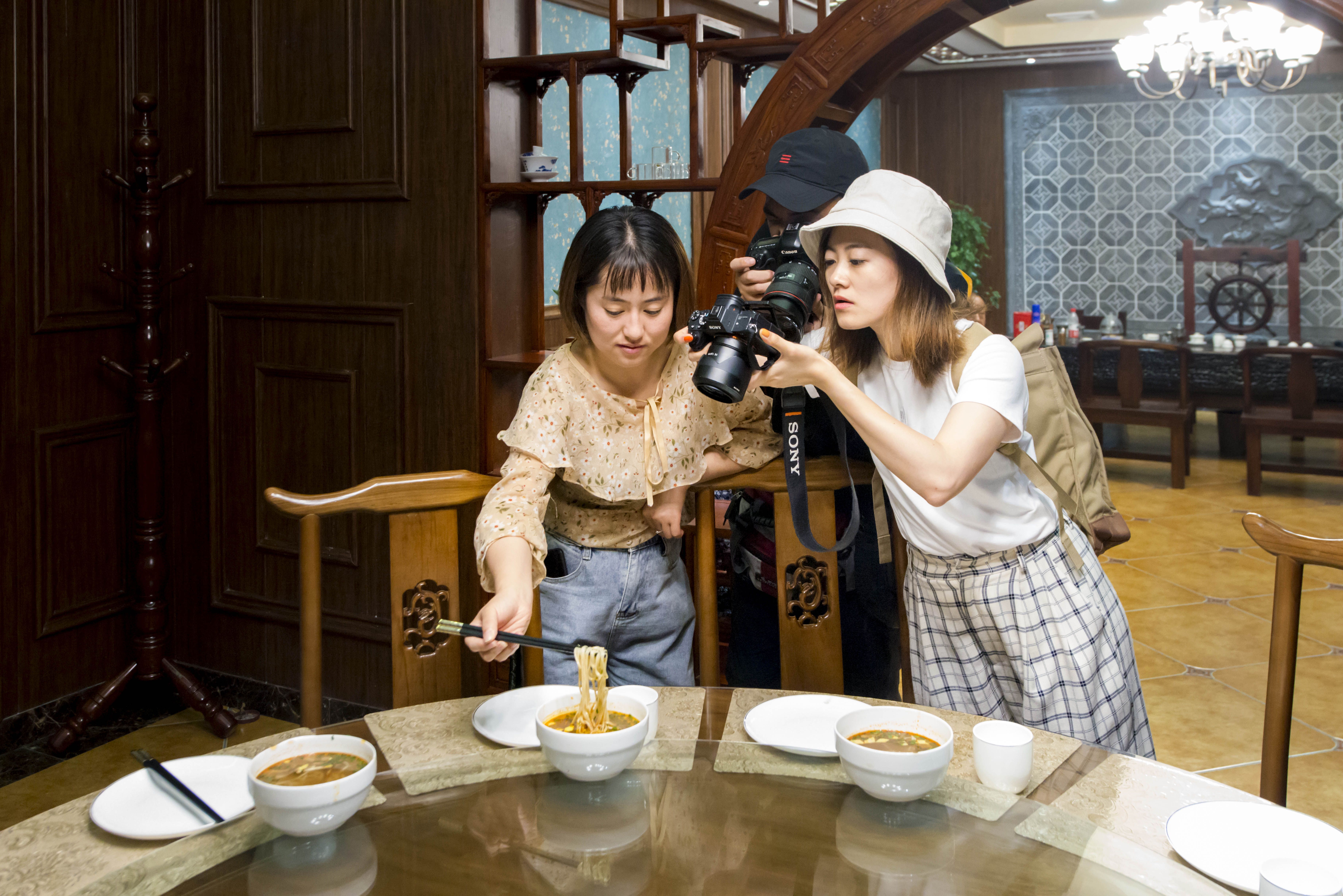 鹑觚怎么读意思是什么,鹑觚这两个字怎么读