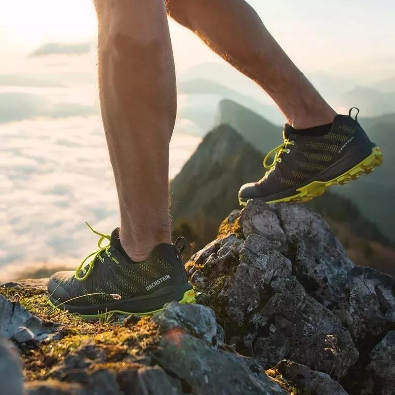 野外迷路怎么办才最安全,户外如何预防迷路的方法