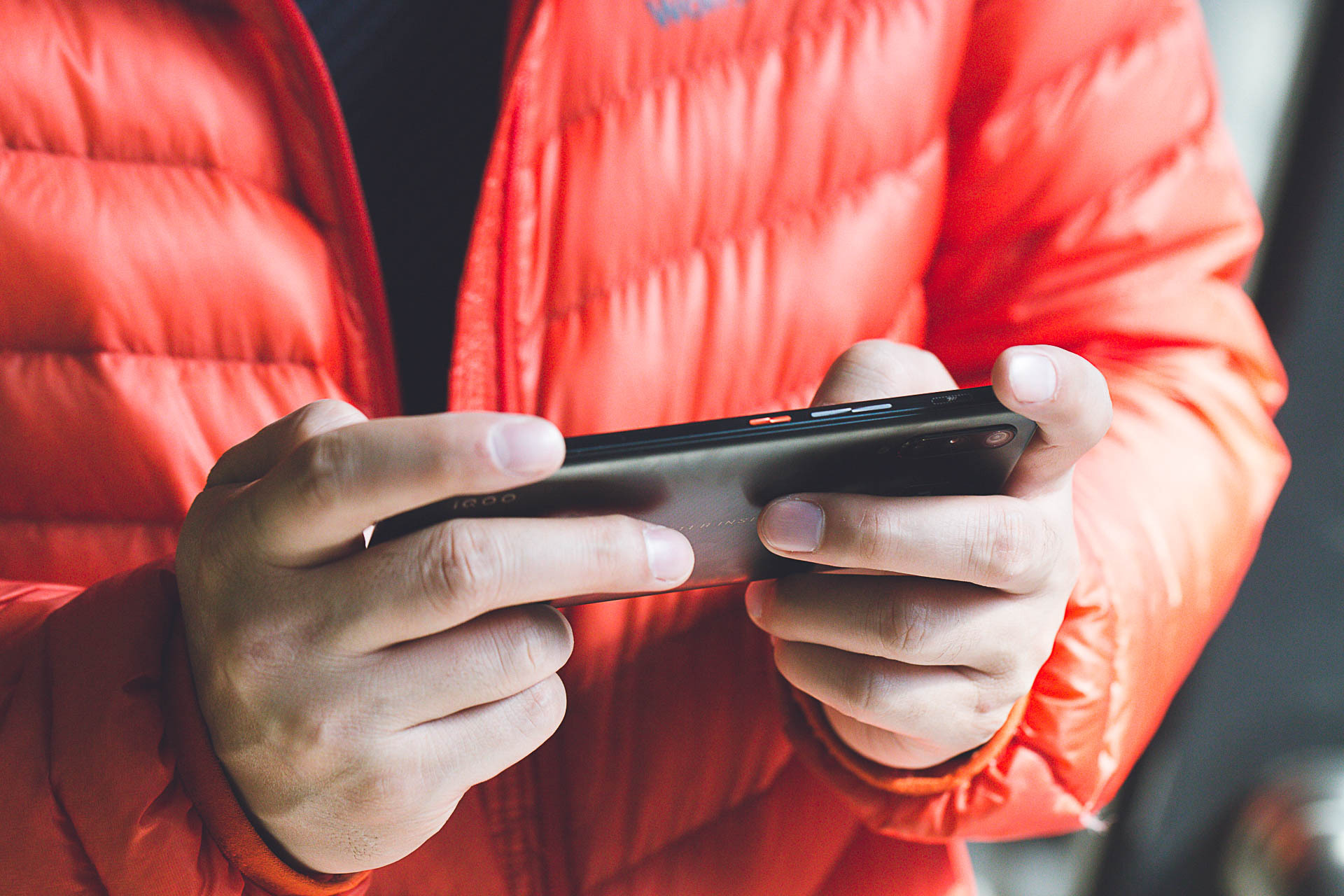 小白测评vivoiqoo深度体验,vivoiqoo系列综合性能怎么样