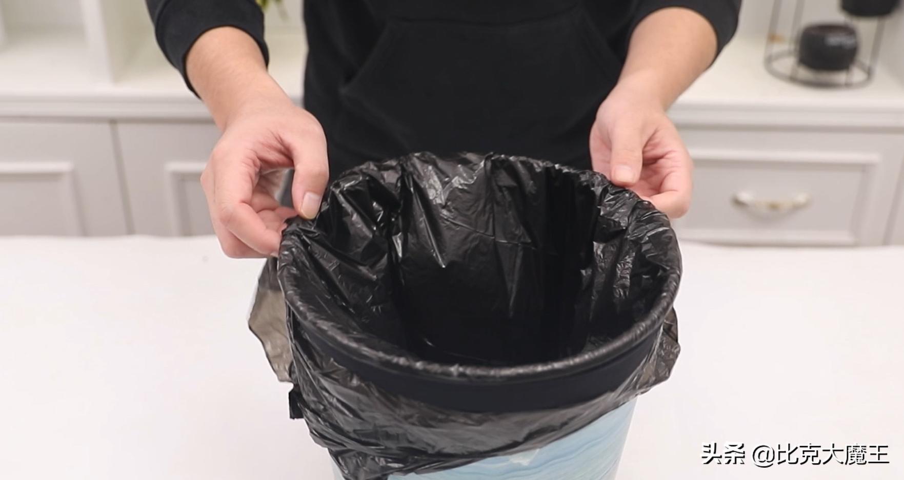 旧袜子扔了,破旧的袜子别扔了